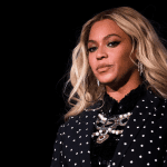 Beyoncé pays tribute to slain fan