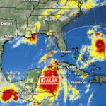 Florida residents warned over approaching hurricane Idalia